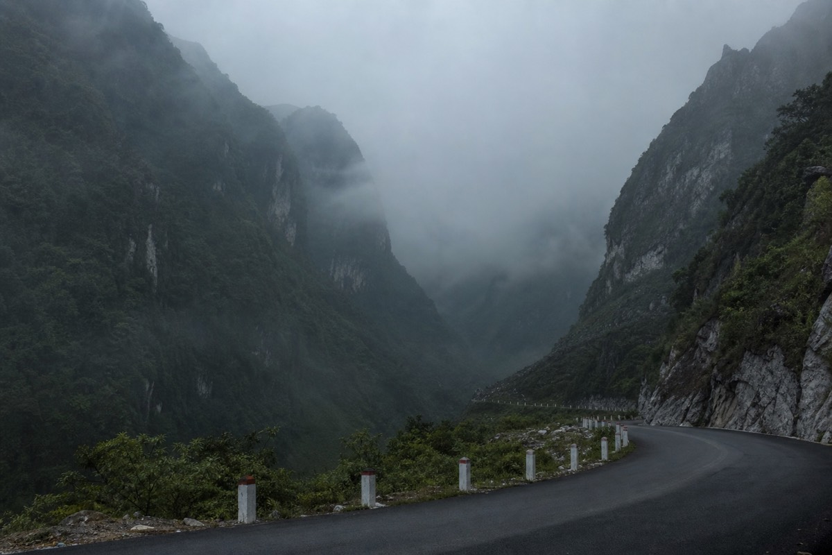 The mountain roads of the Ha Giang Loop