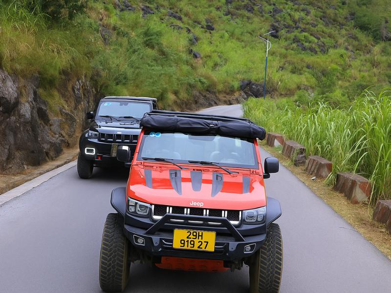 2-Day/1-Night Ha Giang Open-Air New Model Jeep Tour